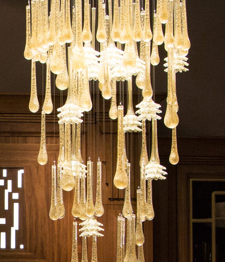 dettaglio plafoniera moderna gocce fiori collezione glace cod 4200-100 patrizia volpato